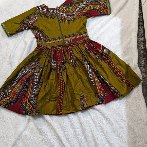 Dresse - Picture 2 of 7